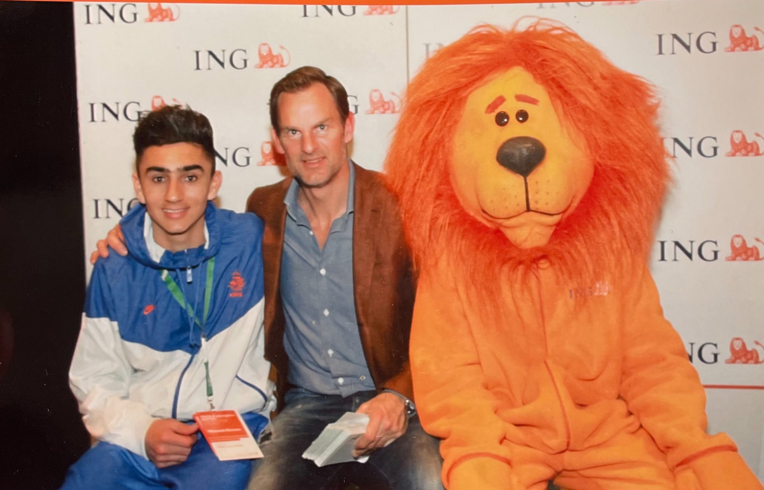 mascot, lion, football